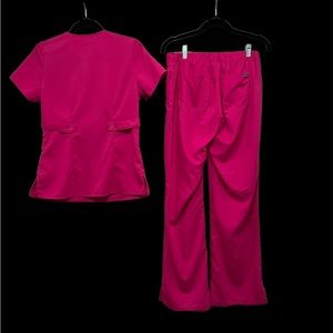 Grey’s Anatomy by Barco womens hot pink scrub set petite
